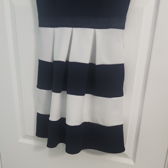 Navy Blue and White Striped Dress with Lace Shoulders - Picture 3 of 7
